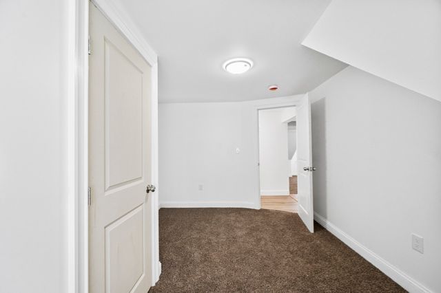 18 Main St, Ashburnham, MA 01430