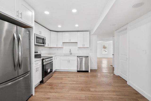 18 Main St, Ashburnham, MA 01430