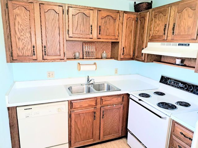 44 Vista Gardens Trail W 103, Vero Beach, FL 32962