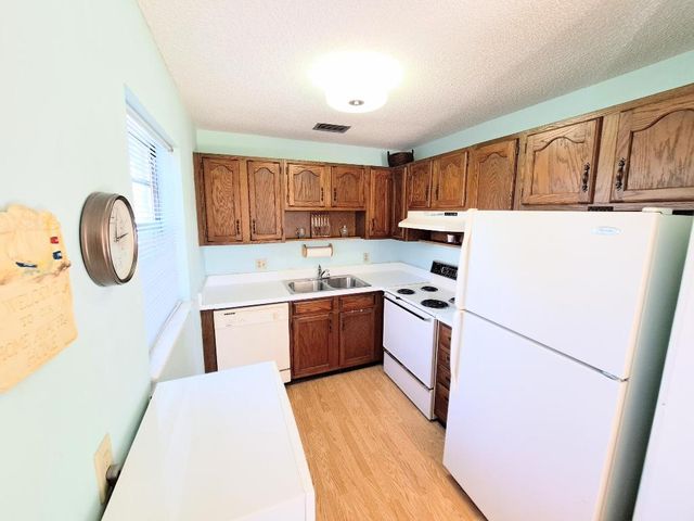 44 Vista Gardens Trail W 103, Vero Beach, FL 32962