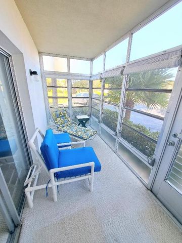 44 Vista Gardens Trail W 103, Vero Beach, FL 32962