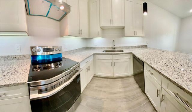 10008 MASSEY STREET, Orlando, FL 32825