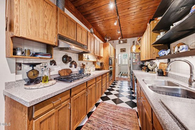 51 Bynum Road, Pittsboro, NC 27312
