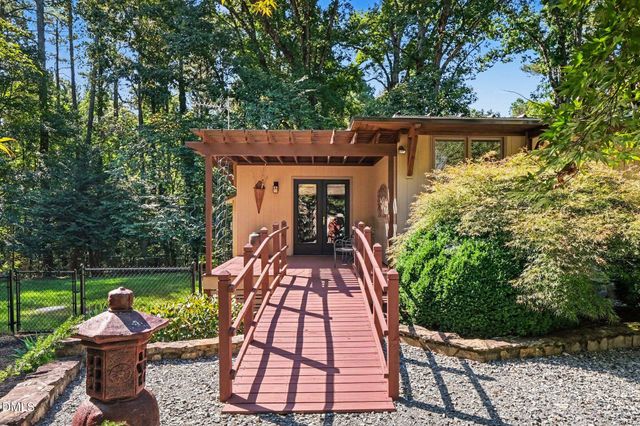 51 Bynum Road, Pittsboro, NC 27312