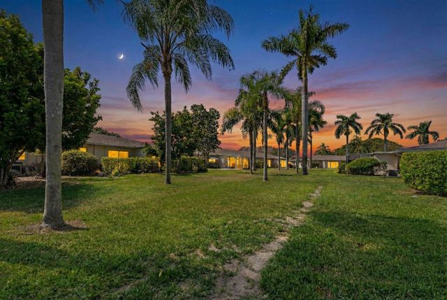 8616 Chevy Chase Drive, Boca Raton, FL 33433