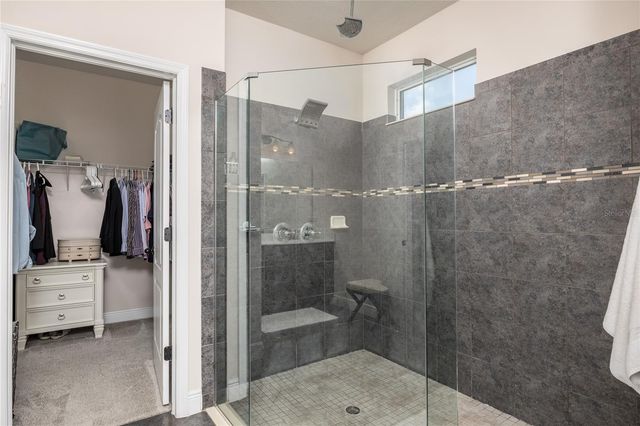 11530 LAKE LUCAYA DRIVE, Riverview, FL 33579