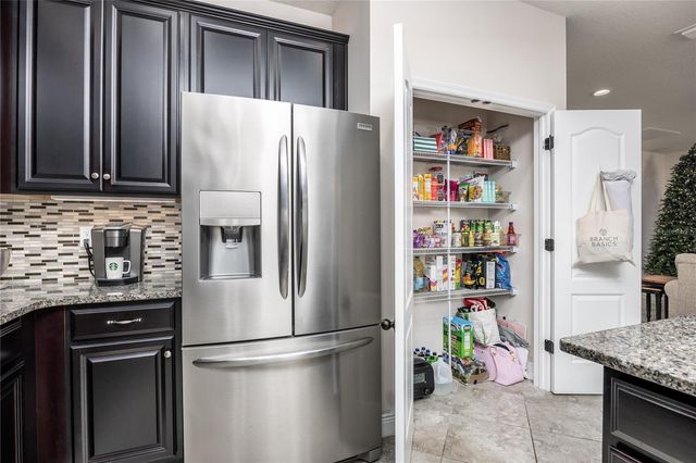 11530 LAKE LUCAYA DRIVE, Riverview, FL 33579