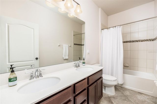 11530 LAKE LUCAYA DRIVE, Riverview, FL 33579