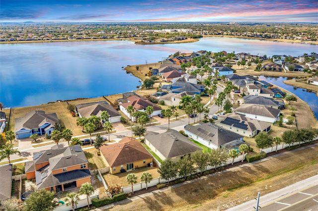 11530 LAKE LUCAYA DRIVE, Riverview, FL 33579