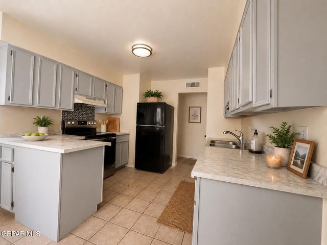 11016 PEBBLE HILLS Boulevard, El Paso, TX 79936