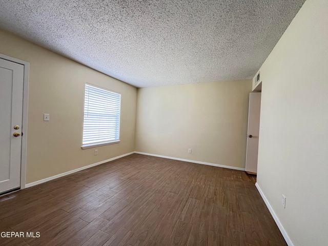 11016 PEBBLE HILLS Boulevard, El Paso, TX 79936