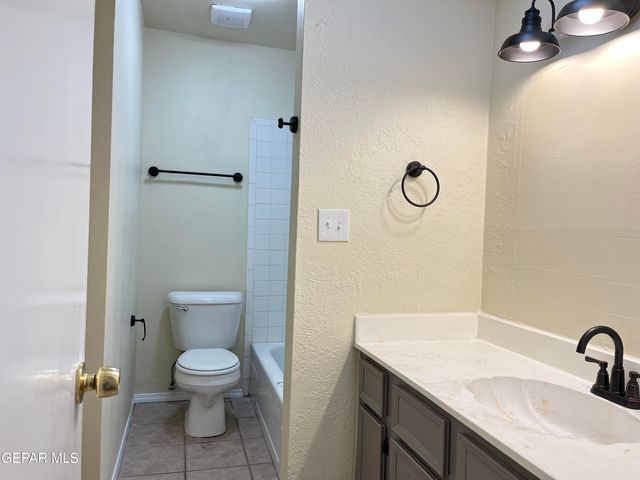 11016 PEBBLE HILLS Boulevard, El Paso, TX 79936
