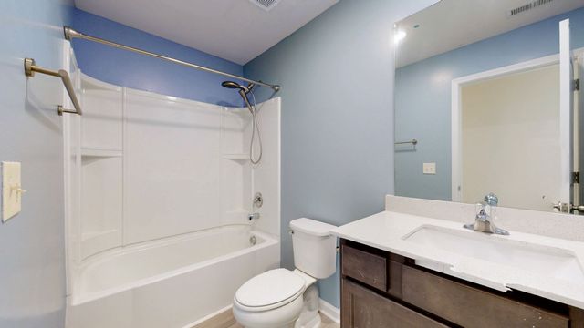 413 Bronson Dr, La Vergne, TN 37086