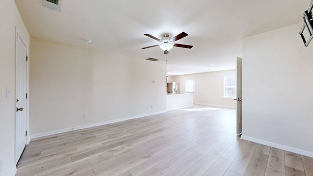 413 Bronson Dr, La Vergne, TN 37086