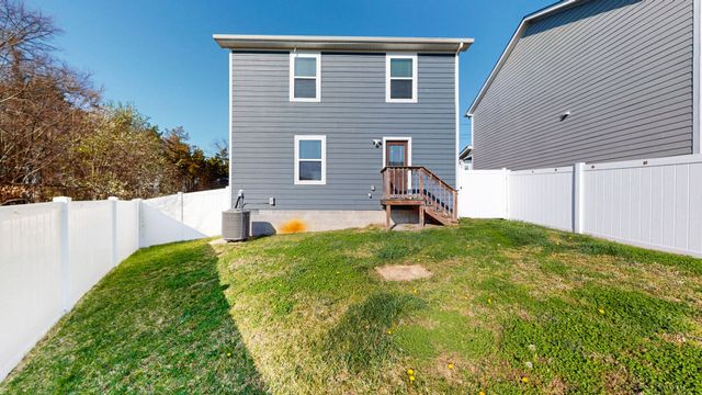 413 Bronson Dr, La Vergne, TN 37086