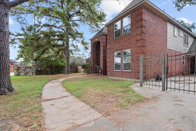 14003 Muirfield Lane, Houston, TX 77095