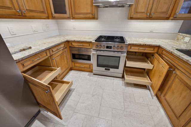 2199 SW Brookhaven Way, Palm City, FL 34990