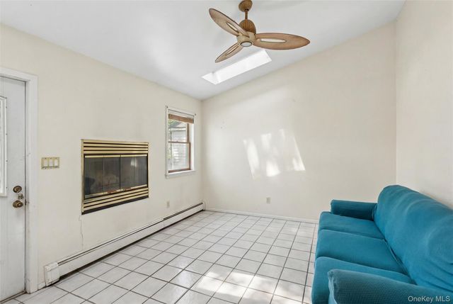 650 Eagle Avenue, West Hempstead, NY 11552