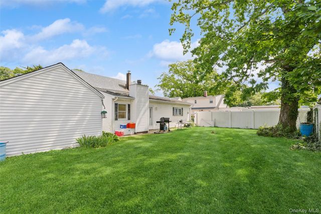 650 Eagle Avenue, West Hempstead, NY 11552