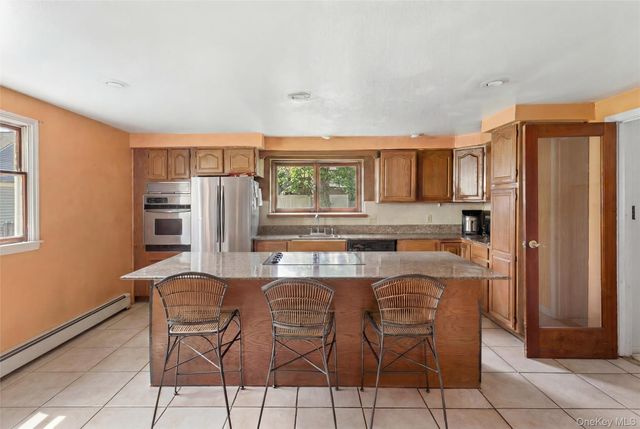 650 Eagle Avenue, West Hempstead, NY 11552