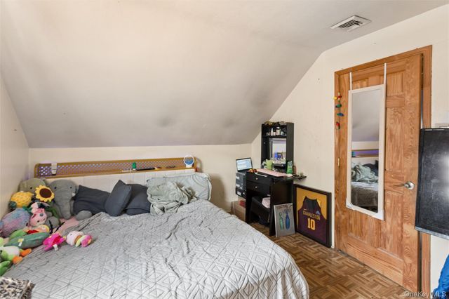 650 Eagle Avenue, West Hempstead, NY 11552