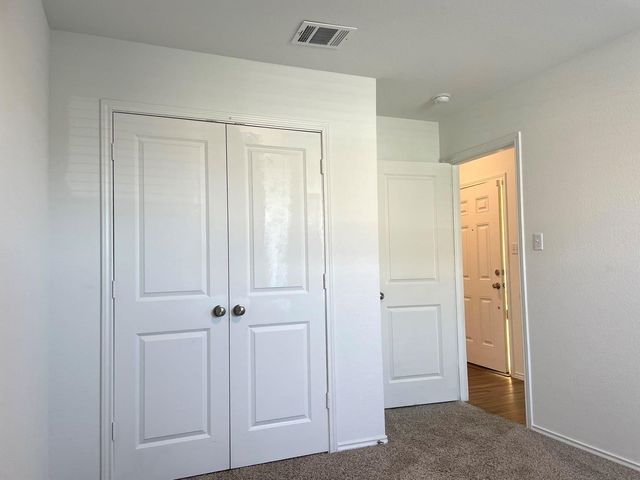 203 Arnage DR, Hutto, TX 78634