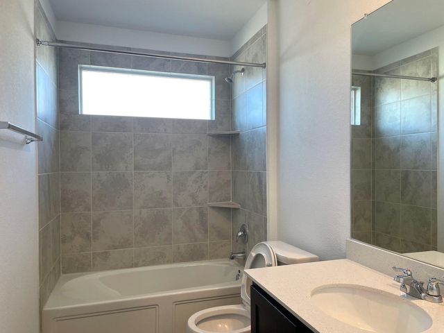 203 Arnage DR, Hutto, TX 78634