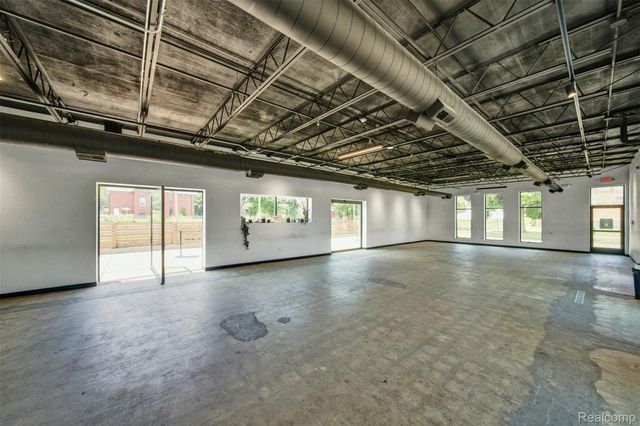 611 W Philadelphia Street, Detroit, MI 48202