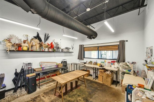 611 W Philadelphia Street, Detroit, MI 48202