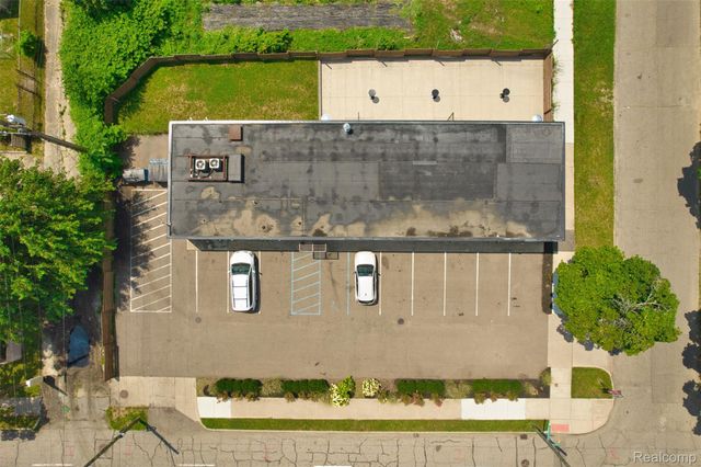 611 W Philadelphia Street, Detroit, MI 48202