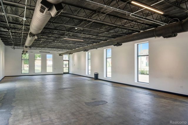 611 W Philadelphia Street, Detroit, MI 48202