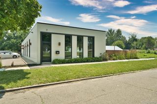 611 W Philadelphia Street, Detroit, MI 48202
