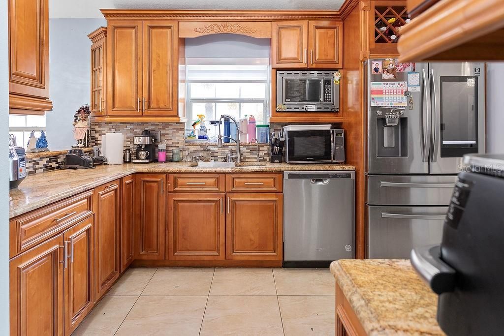 Image 10 of property listing at 4907 CARLYLE ROAD, Tampa, FL 33615