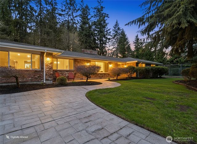 3211 70th Avenue SW, Olympia, WA 98512