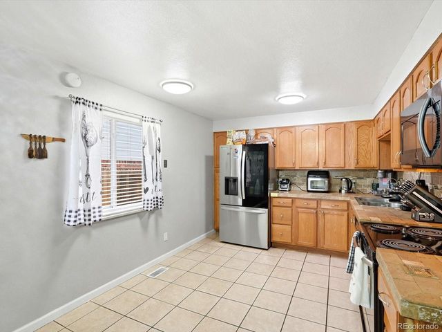 14938 E Florida Ave, Aurora, CO 80012