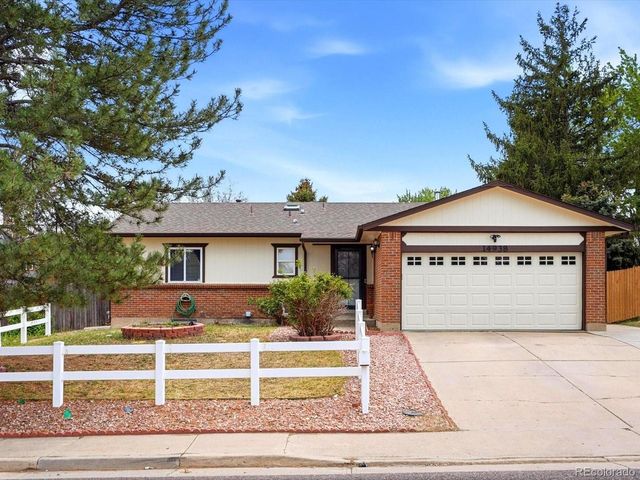 14938 E Florida Ave, Aurora, CO 80012