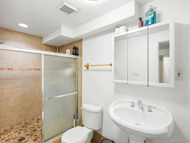 14938 E Florida Ave, Aurora, CO 80012