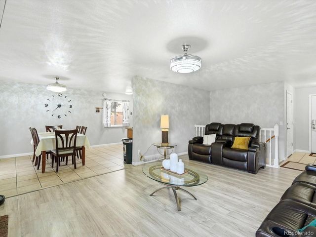 14938 E Florida Ave, Aurora, CO 80012