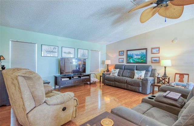 258 PELICAN DRIVE N, Oldsmar, FL 34677