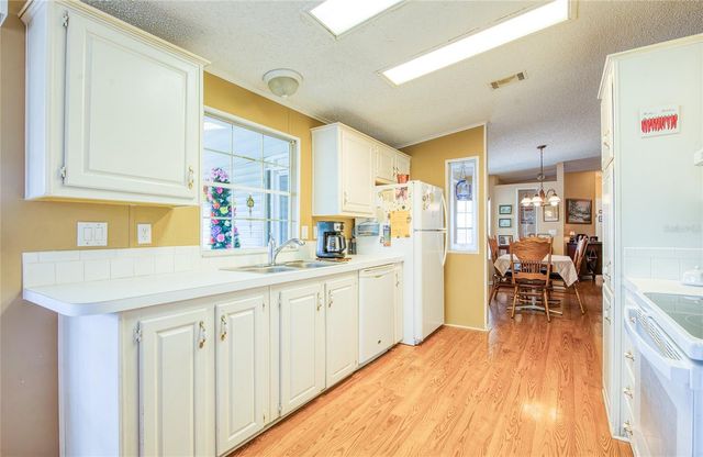 258 PELICAN DRIVE N, Oldsmar, FL 34677