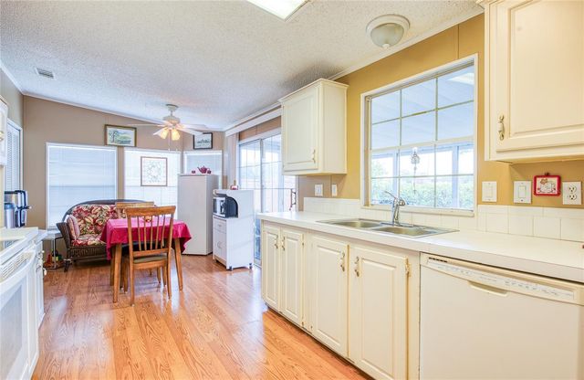 258 PELICAN DRIVE N, Oldsmar, FL 34677