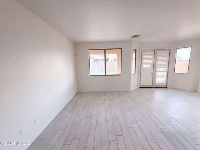 12512 E Rust Canyon Place, Vail, AZ 85641