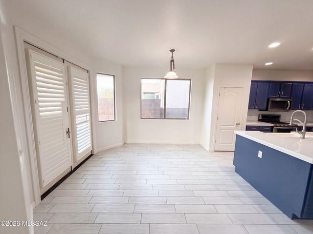 12512 E Rust Canyon Place, Vail, AZ 85641