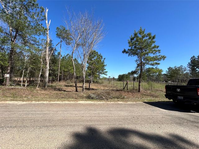 3738 County Road 2650, Cleveland, TX 77327