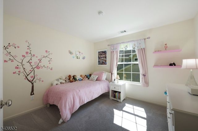 48 Huntington Rd, Bernards Twp., NJ 07920