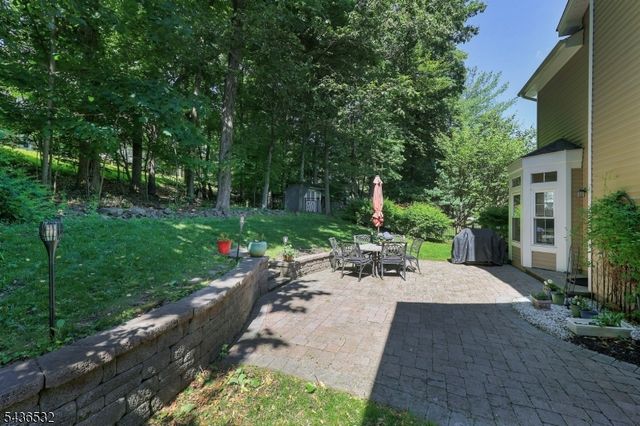 48 Huntington Rd, Bernards Twp., NJ 07920