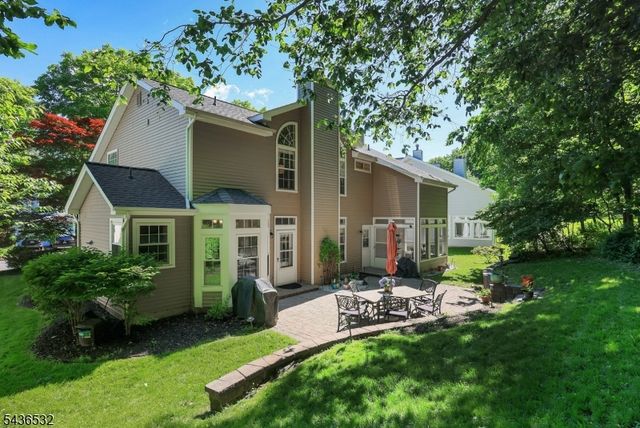 48 Huntington Rd, Bernards Twp., NJ 07920