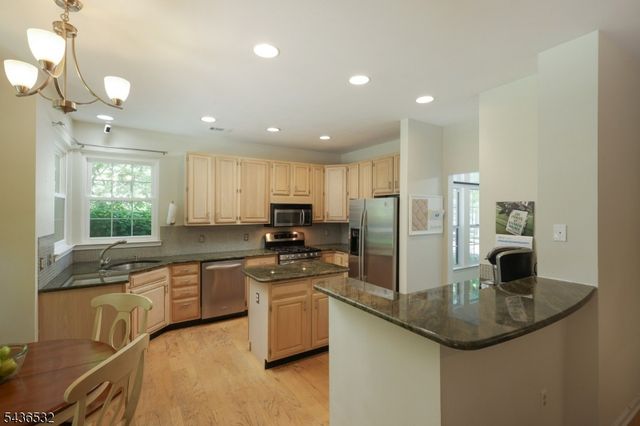 48 Huntington Rd, Bernards Twp., NJ 07920