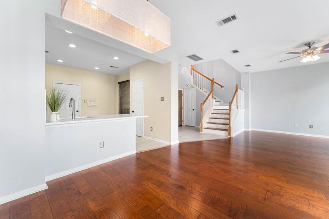 8026 Loyel Pointe Drive, Houston, TX 77064