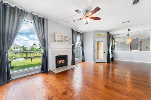 8026 Loyel Pointe Drive, Houston, TX 77064
